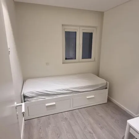 Lägenhet 2 Bedrooms Flat *