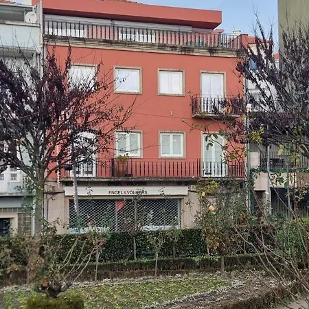 Lägenhet 2 Bedrooms Flat *