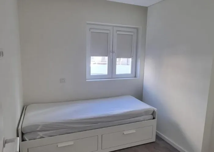 2 Bedrooms Flat Appartamento *