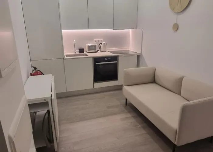 2 Bedrooms Flat Appartamento