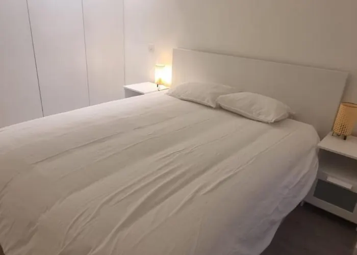 2 Bedrooms Flat * Braga