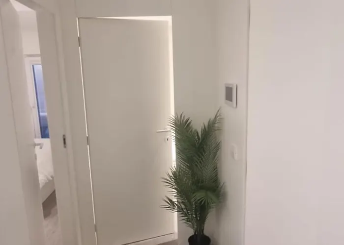 2 Bedrooms Flat Appartamento *